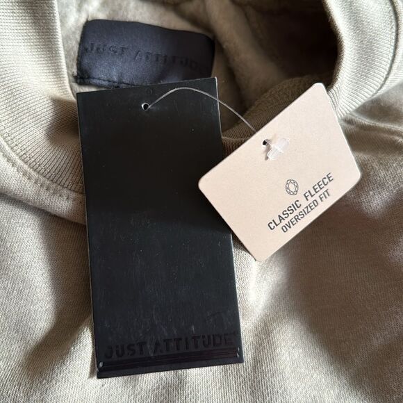 Just Attitude olive crewneck long sleeve fleece lined raglan sweatshirt. NWT. - Picture 4 of 5